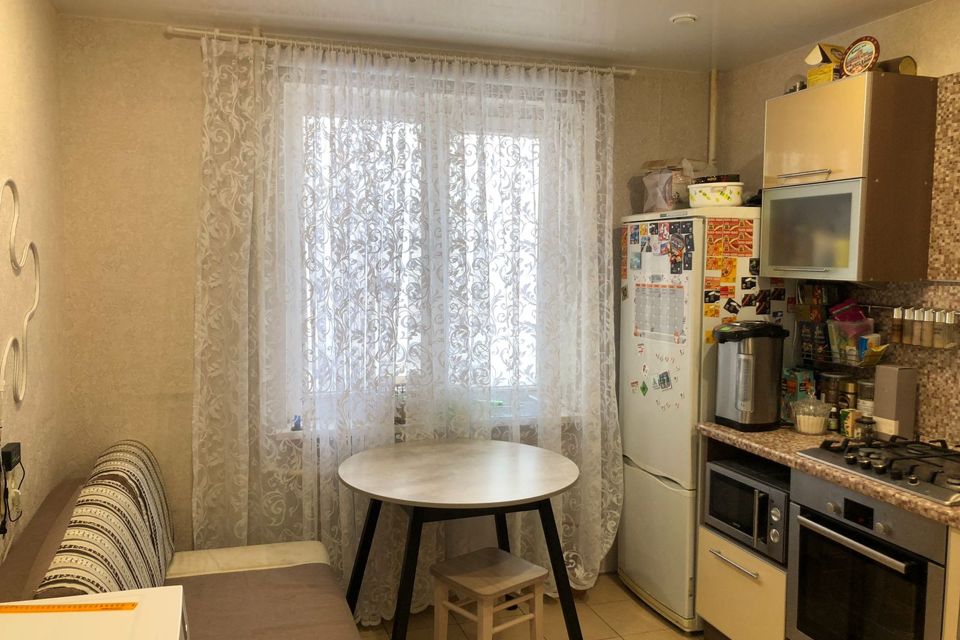 Продаётся 3-комнатная квартира, 63.4 м²
