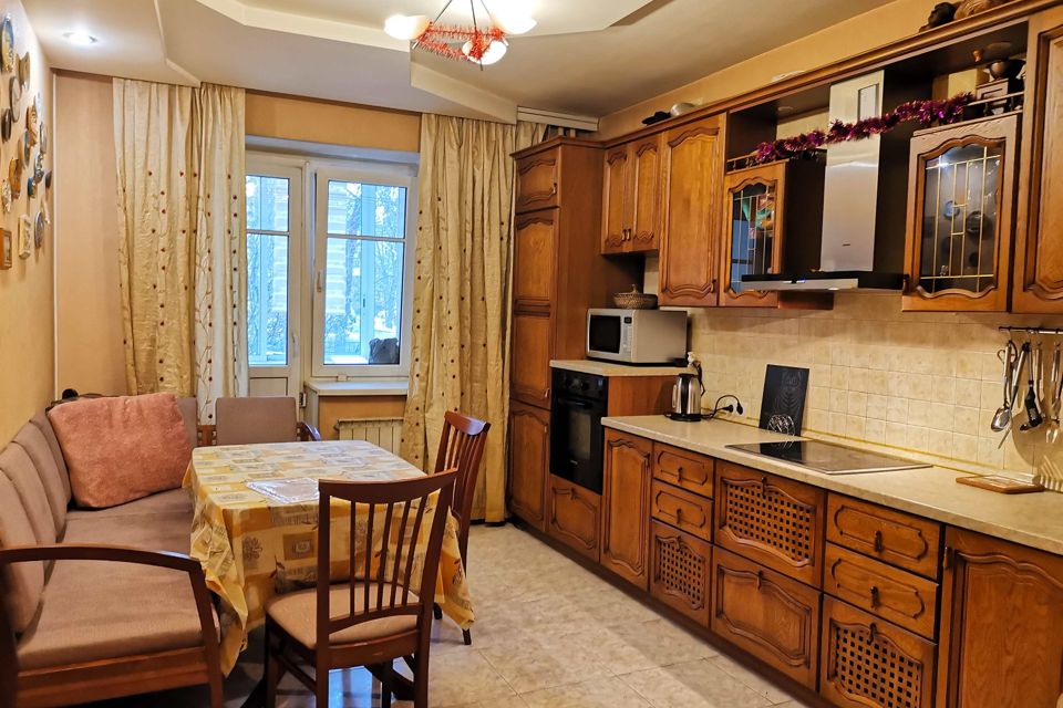 Продаётся 3-комнатная квартира, 98.9 м²