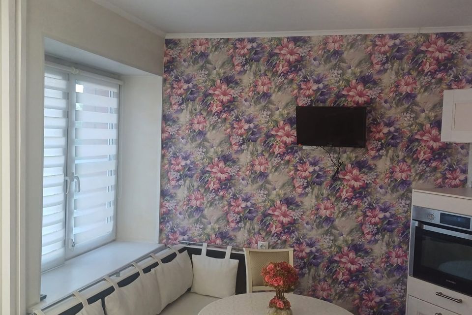 Продаётся 1-комнатная квартира, 42.1 м²