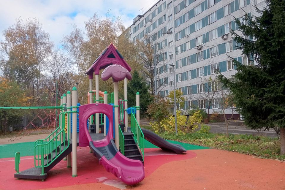 Продаётся 3-комнатная квартира, 62.5 м²