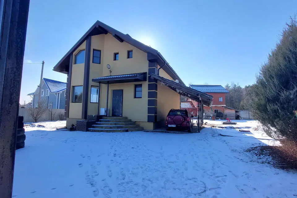 Продаётся 2-этажный дом, 173.5 м²