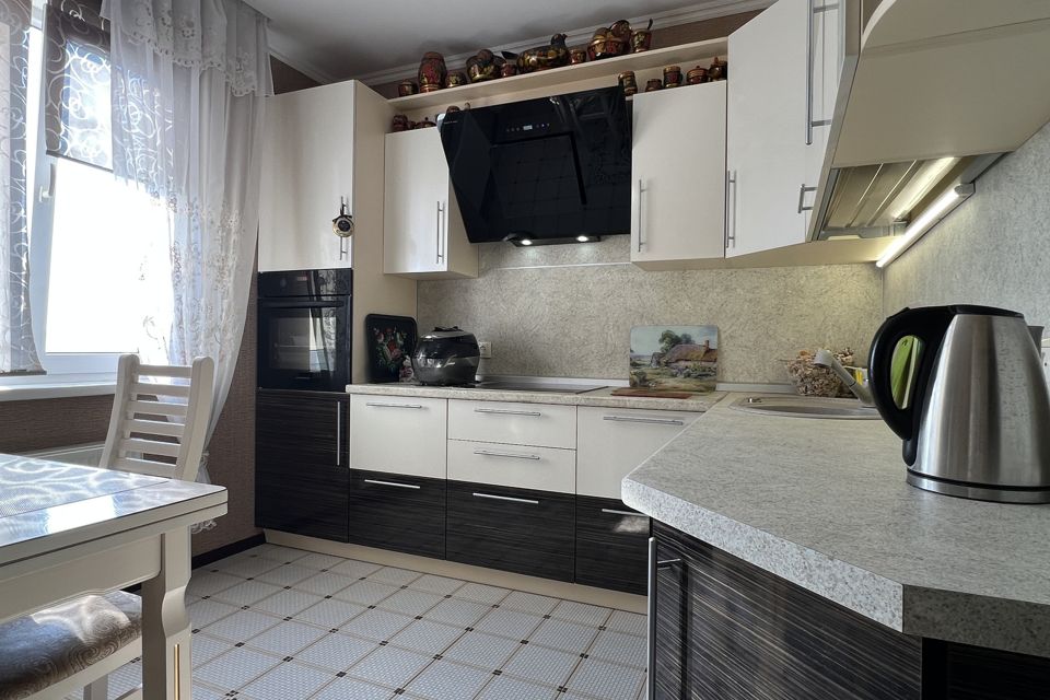 Продаётся 2-комнатная квартира, 68.2 м²