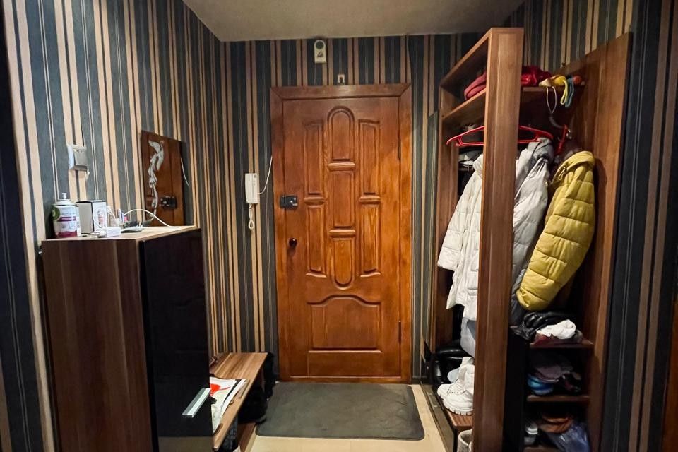 Продаётся 3-комнатная квартира, 60.9 м²