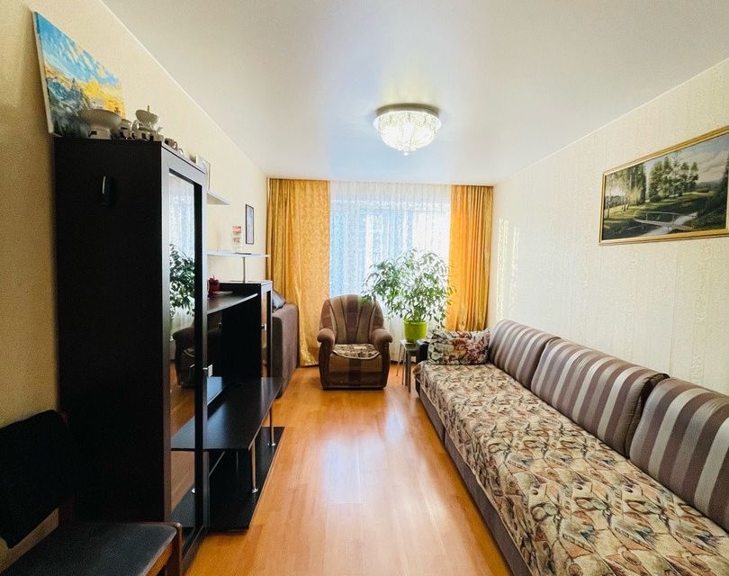 Продаётся 3-комнатная квартира, 58.8 м²