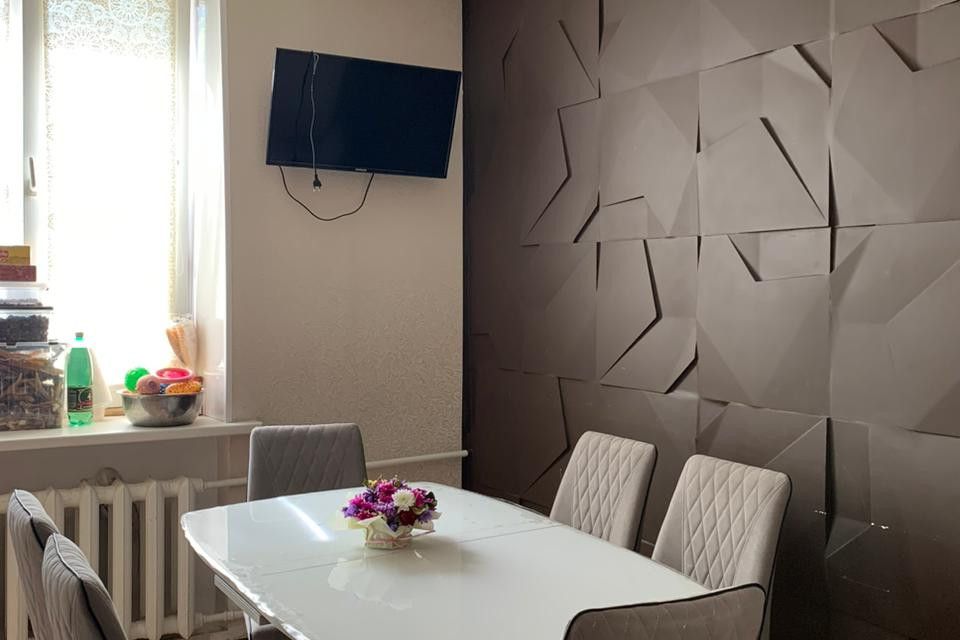 Продаётся 2-комнатная квартира, 62.5 м²
