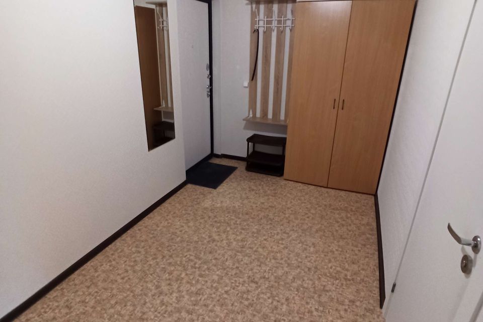 Продаётся 1-комнатная квартира, 41.8 м²