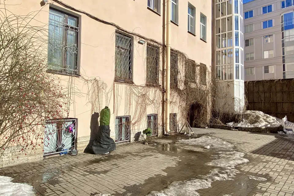 Продаётся 2-комнатная квартира, 65.9 м²