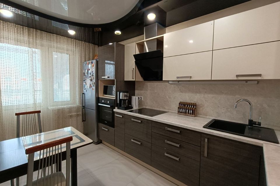 Продаётся 2-комнатная квартира, 62.4 м²