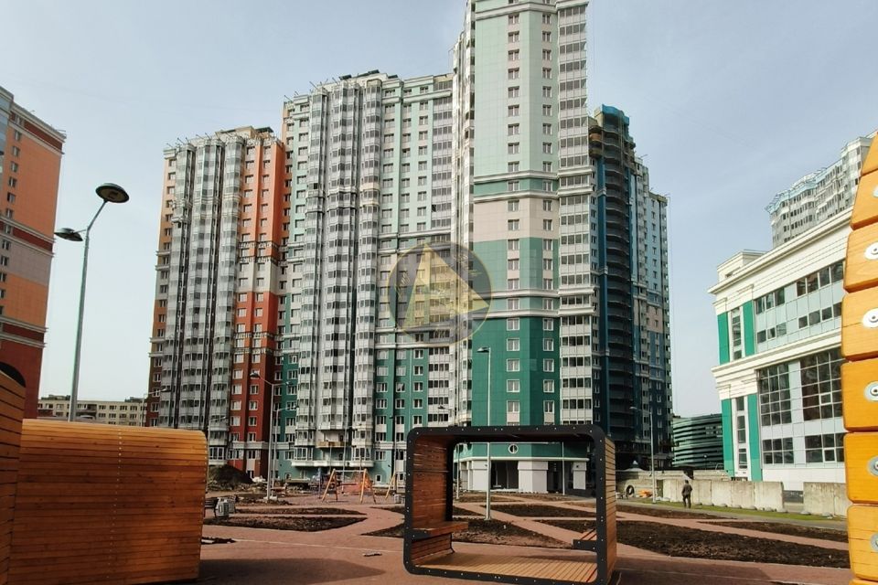 Продаётся 3-комнатная квартира, 103.18 м²