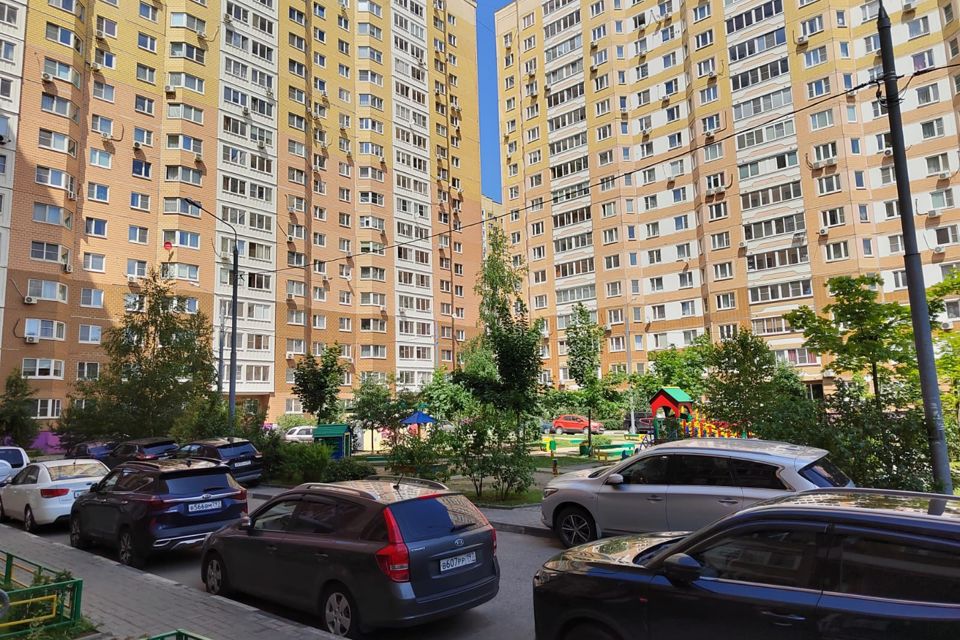Продаётся 2-комнатная квартира, 60.3 м²