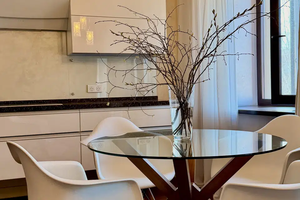 Продаётся 4-комнатная квартира, 120 м²