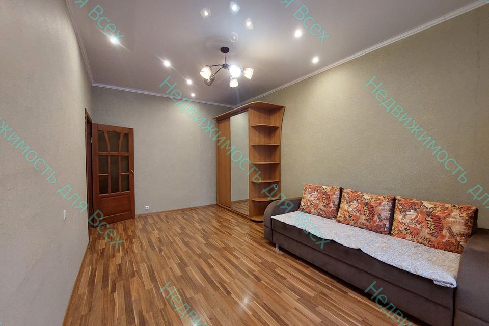 Продаётся 2-комнатная квартира, 70.3 м²