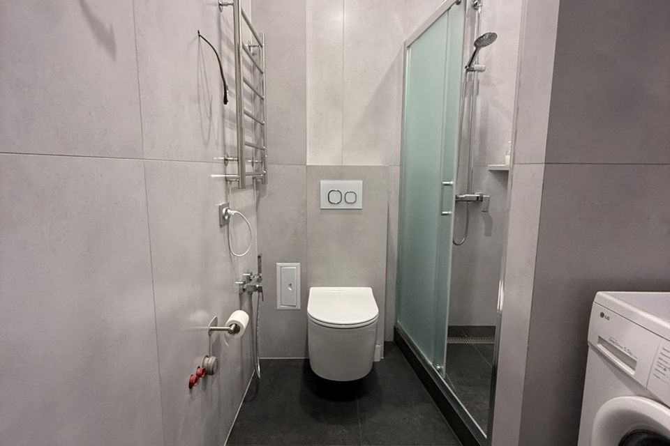 Продаётся 1-комнатная квартира, 60.8 м²