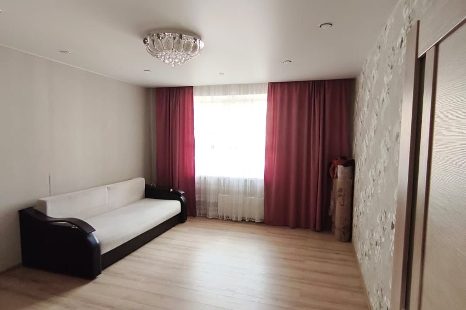 Продаётся 2-комнатная квартира, 62.3 м²