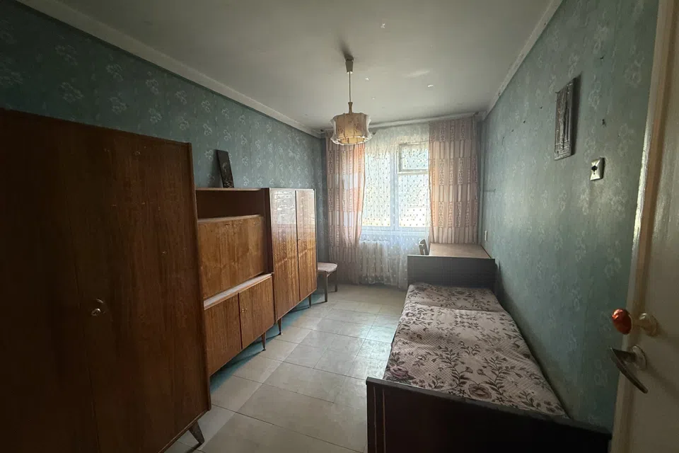 Продаётся 3-комнатная квартира, 57 м²