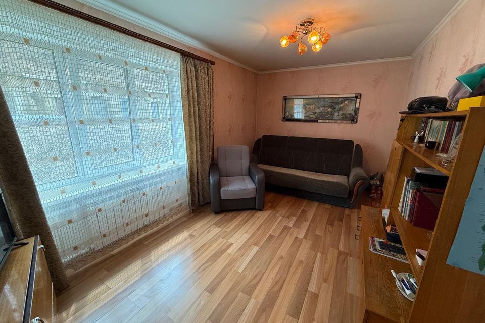 Продаётся 2-комнатная квартира, 41.8 м²