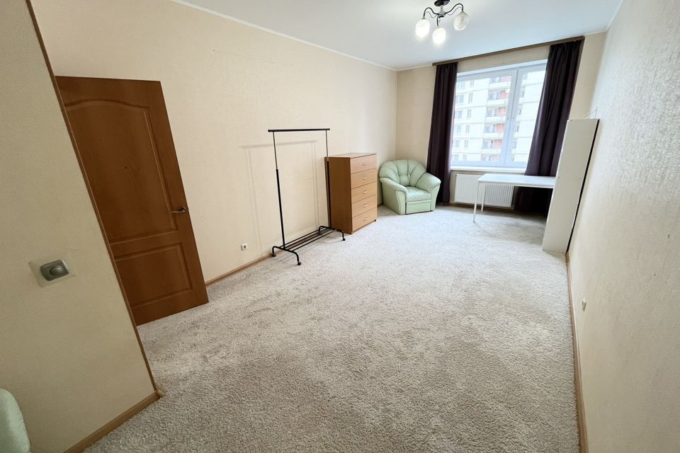 Продаётся 1-комнатная квартира, 42 м²