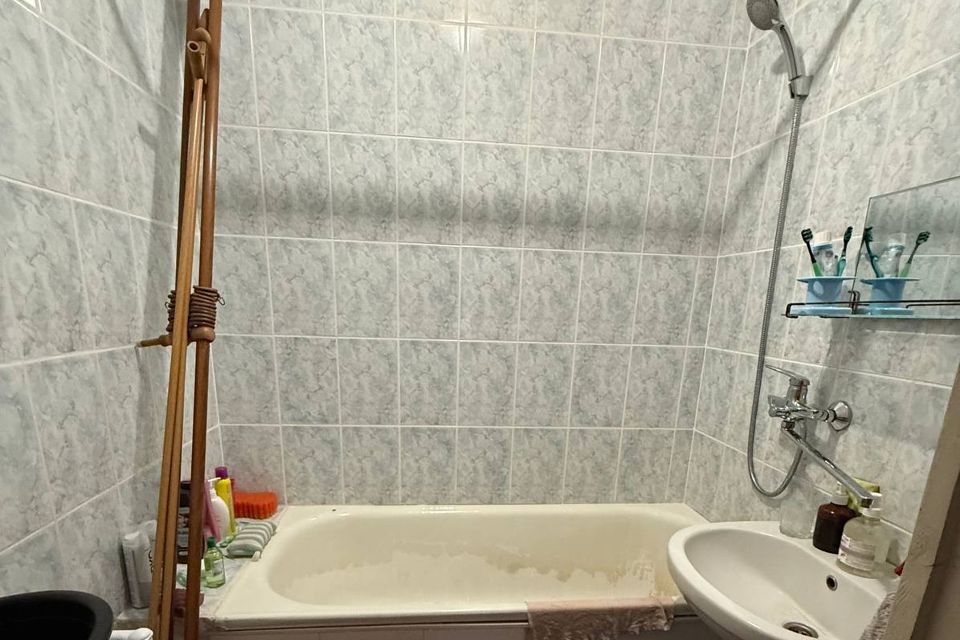 Продаётся 1-комнатная квартира, 35.9 м²