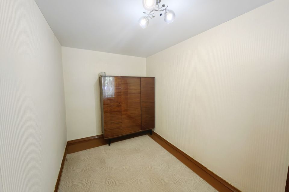 Продаётся 2-комнатная квартира, 42.8 м²
