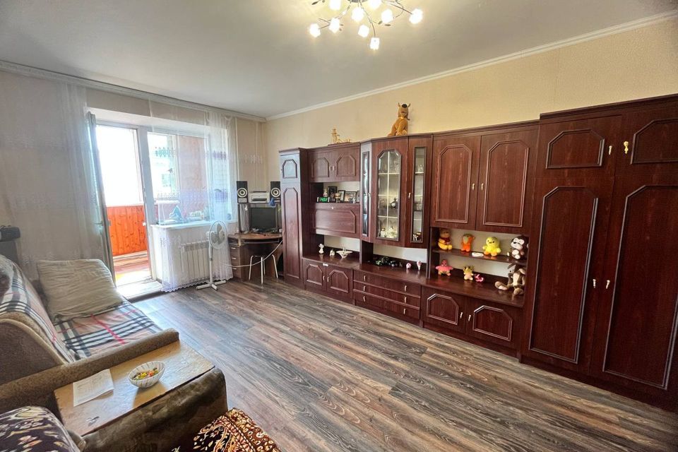 Продаётся 1-комнатная квартира, 44.2 м²