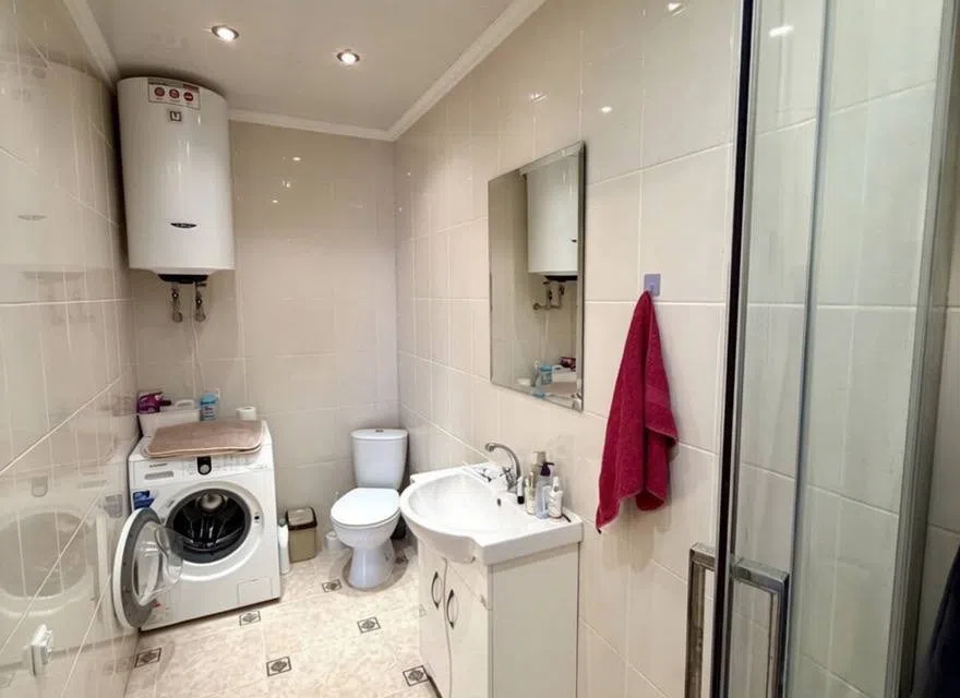 Продаётся 1-комнатная квартира, 46 м²