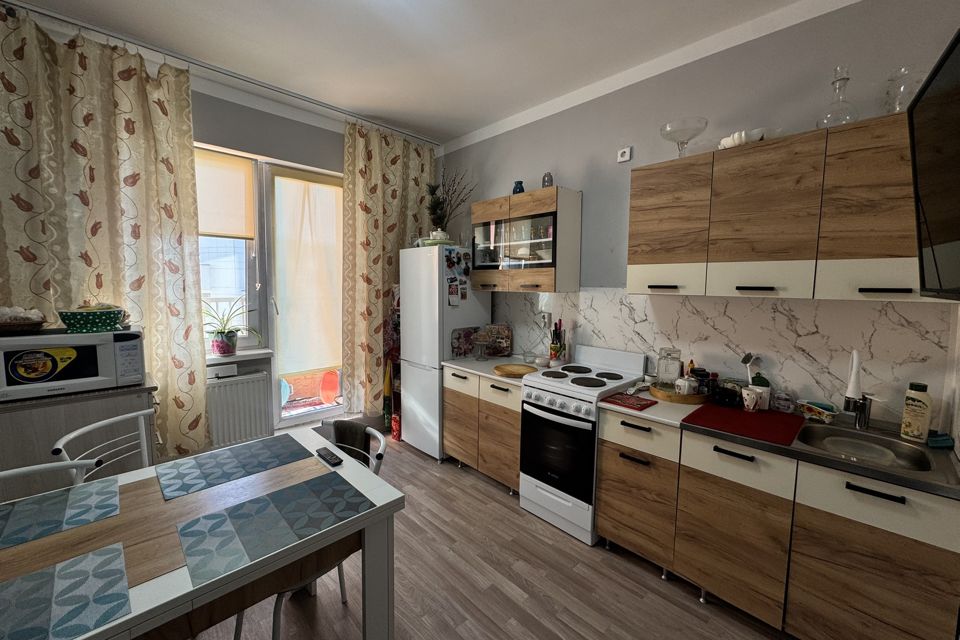 Продаётся 3-комнатная квартира, 73.8 м²