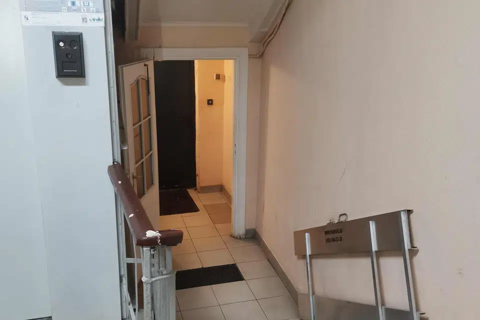 Продаётся 3-комнатная квартира, 107.8 м²
