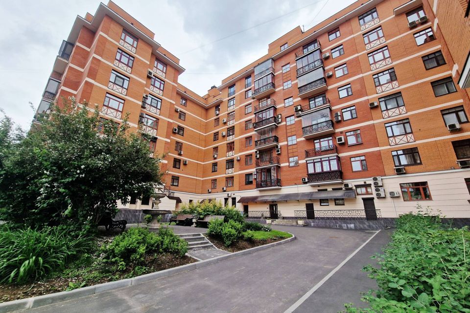 Продаётся 2-комнатная квартира, 71.5 м²