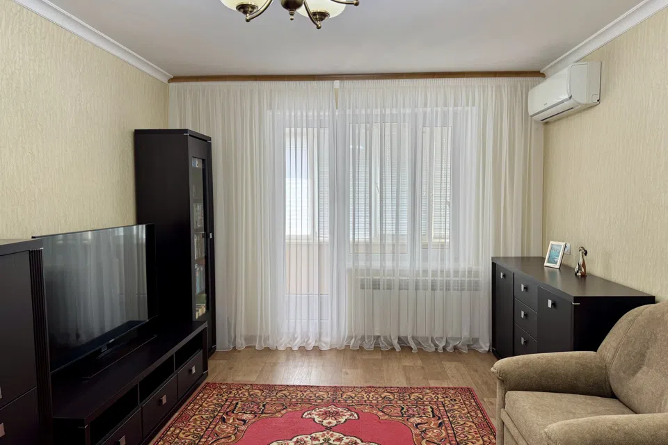 Продаётся 2-комнатная квартира, 57 м²