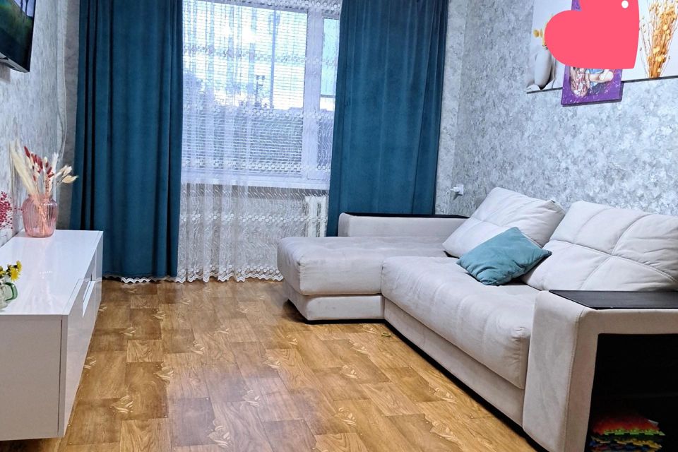 Продаётся 3-комнатная квартира, 51.5 м²
