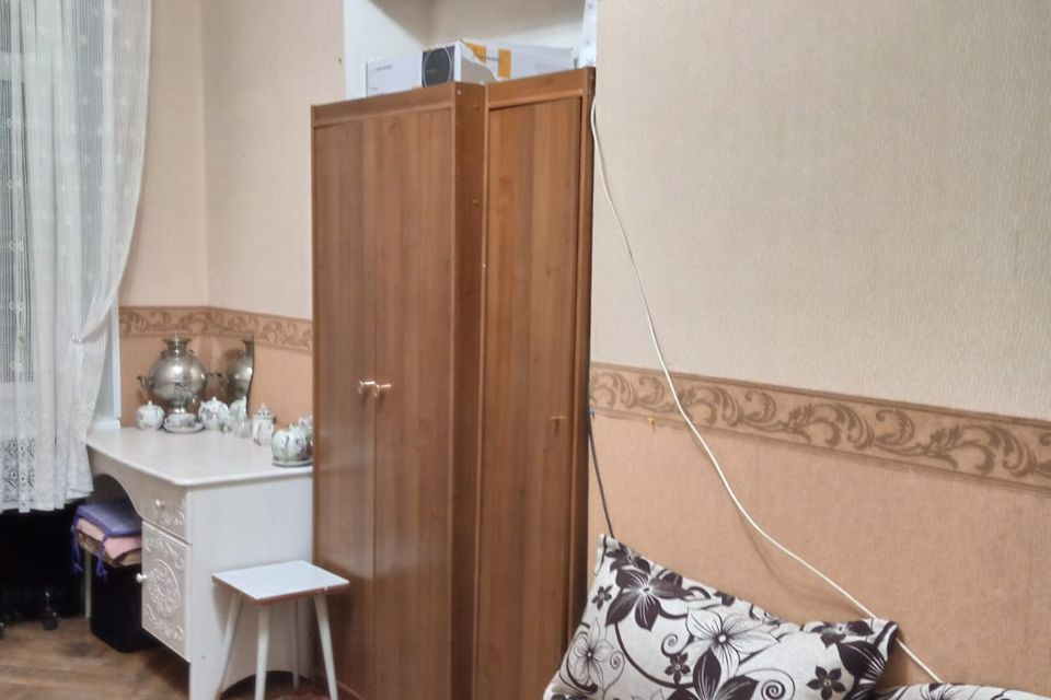 Продаётся комната в 5-комн. квартире, 15 м²