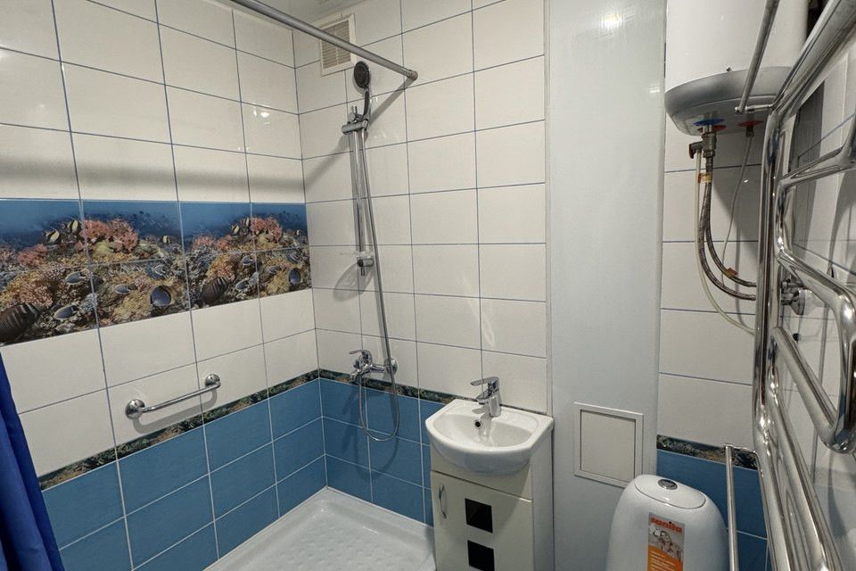 Продаётся 1-комнатная квартира, 35.9 м²