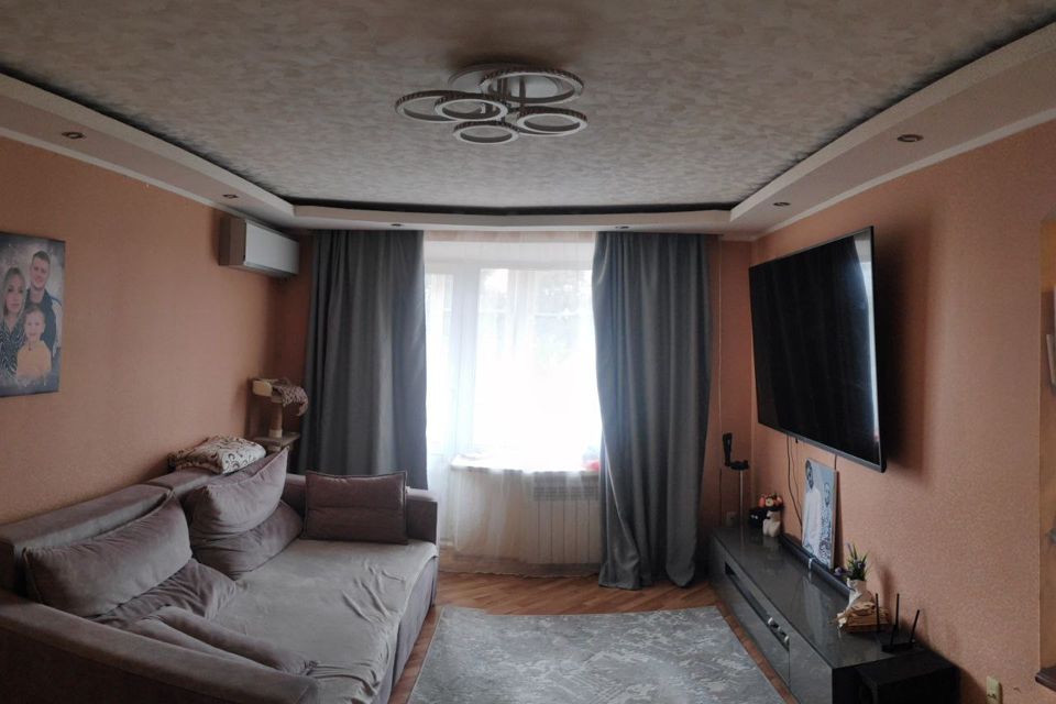 Продаётся 3-комнатная квартира, 56.7 м²