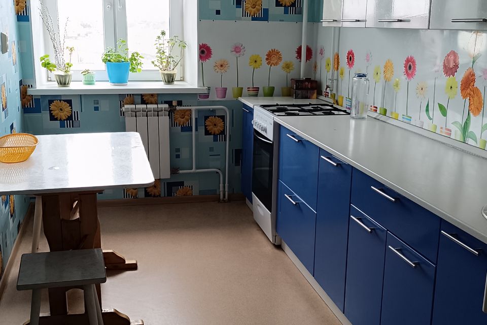 Продаётся 4-комнатная квартира, 74 м²