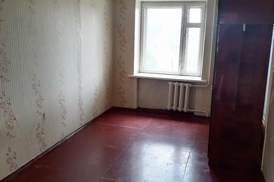 Продаётся 3-комнатная квартира, 57 м²