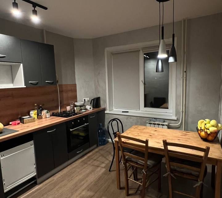 Продаётся 3-комнатная квартира, 63 м²