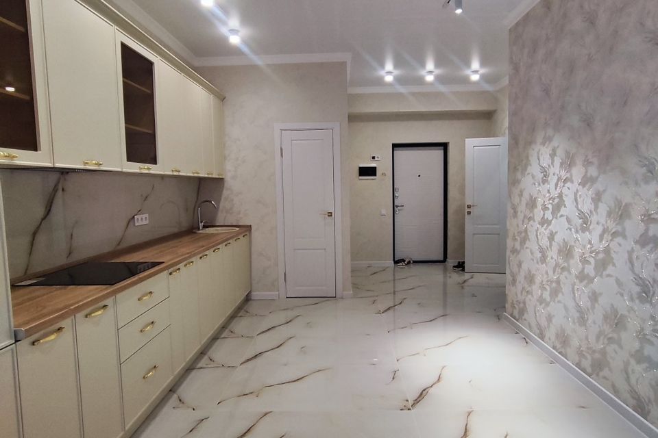 Продаётся 1-комнатная квартира, 42 м²