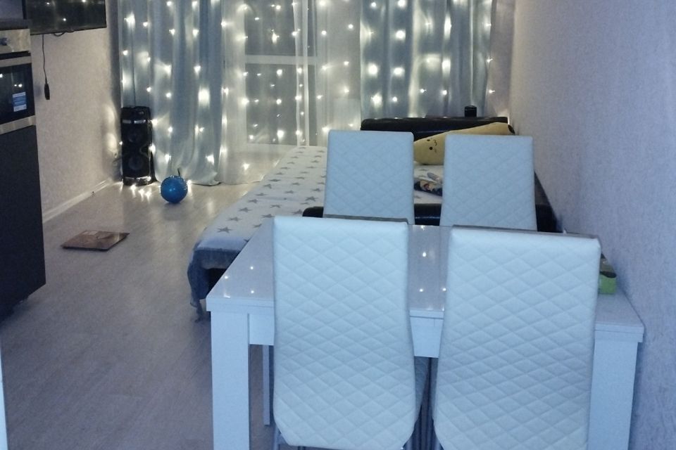 Продаётся 1-комнатная квартира, 39.2 м²