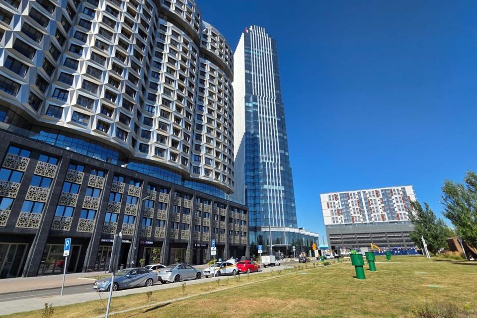 Продаётся 3-комнатная квартира, 98.9 м²
