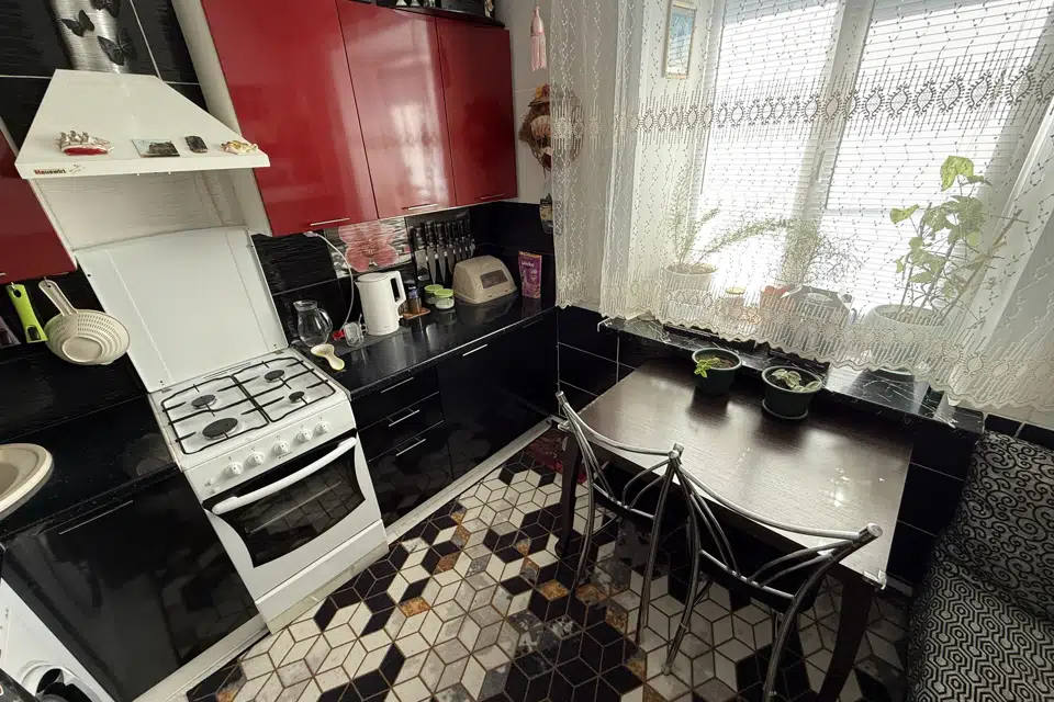 Продаётся 1-комнатная квартира, 41.5 м²