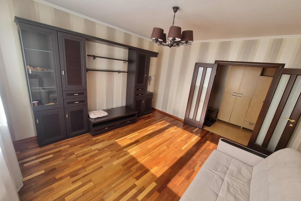 Продаётся 3-комнатная квартира, 62.3 м²
