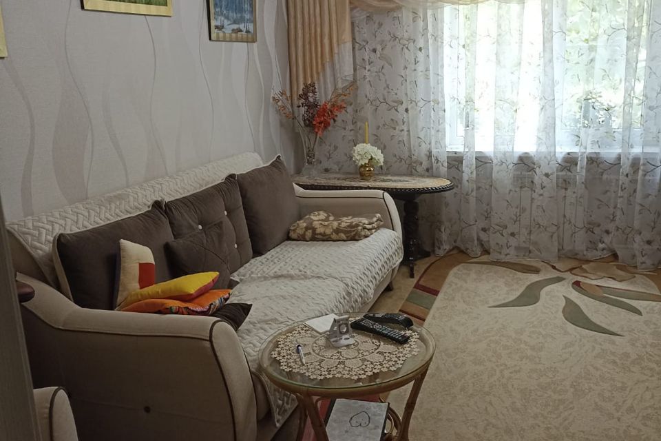 Продаётся 2-комнатная квартира, 53.6 м²