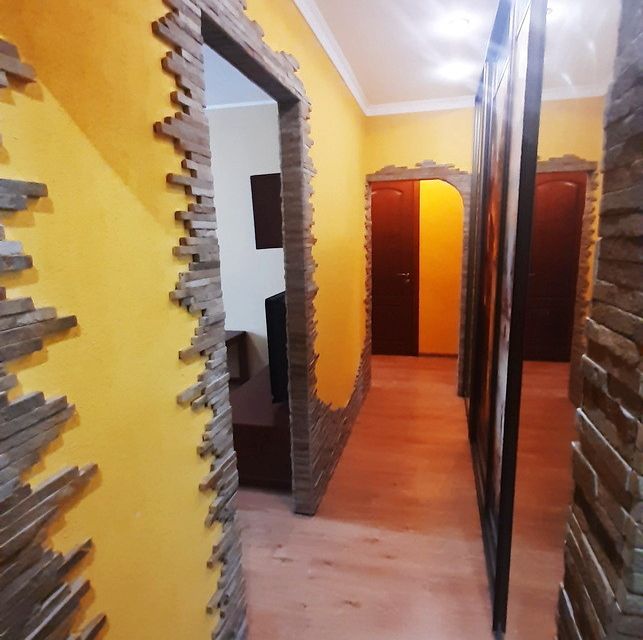 Продаётся 3-комнатная квартира, 64 м²