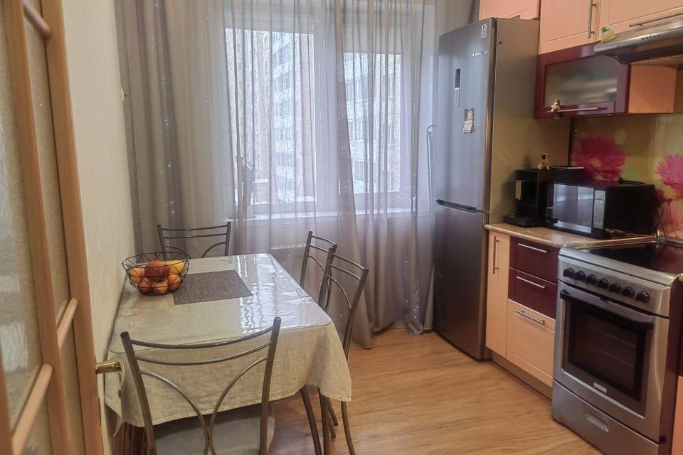 Продаётся 3-комнатная квартира, 62.2 м²