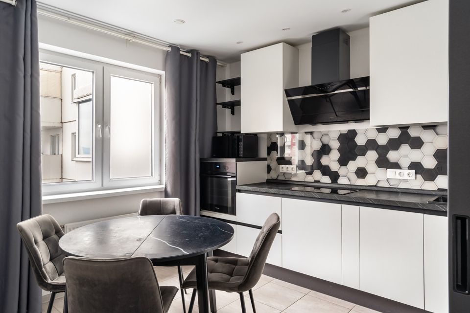 Продаётся 2-комнатная квартира, 57.2 м²