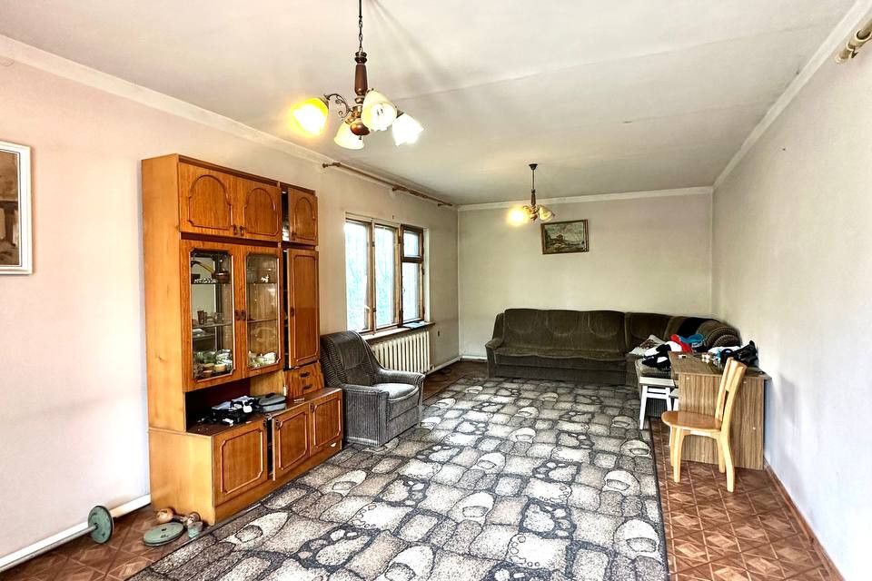 Продаётся 2-этажный дом, 296 м²
