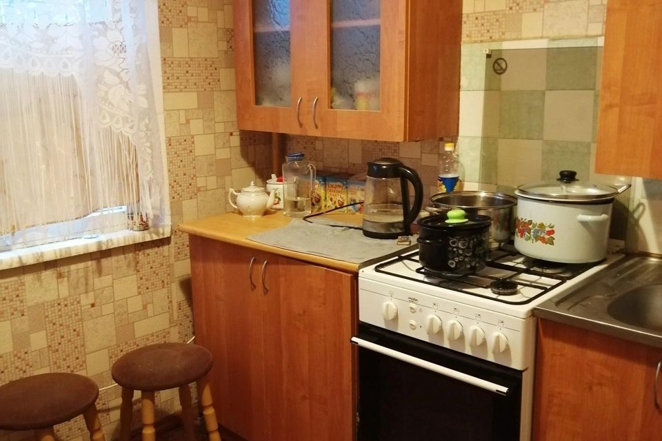 Продаётся 3-комнатная квартира, 57.6 м²