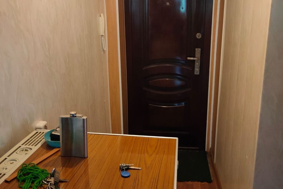 Продаётся 3-комнатная квартира, 50.5 м²