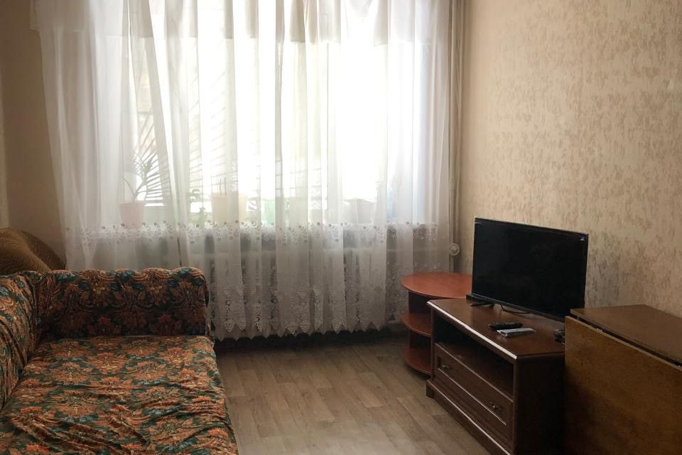 Продаётся 2-комнатная квартира, 42.3 м²