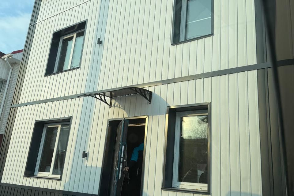 Продаётся 4-комнатная квартира, 117.6 м²